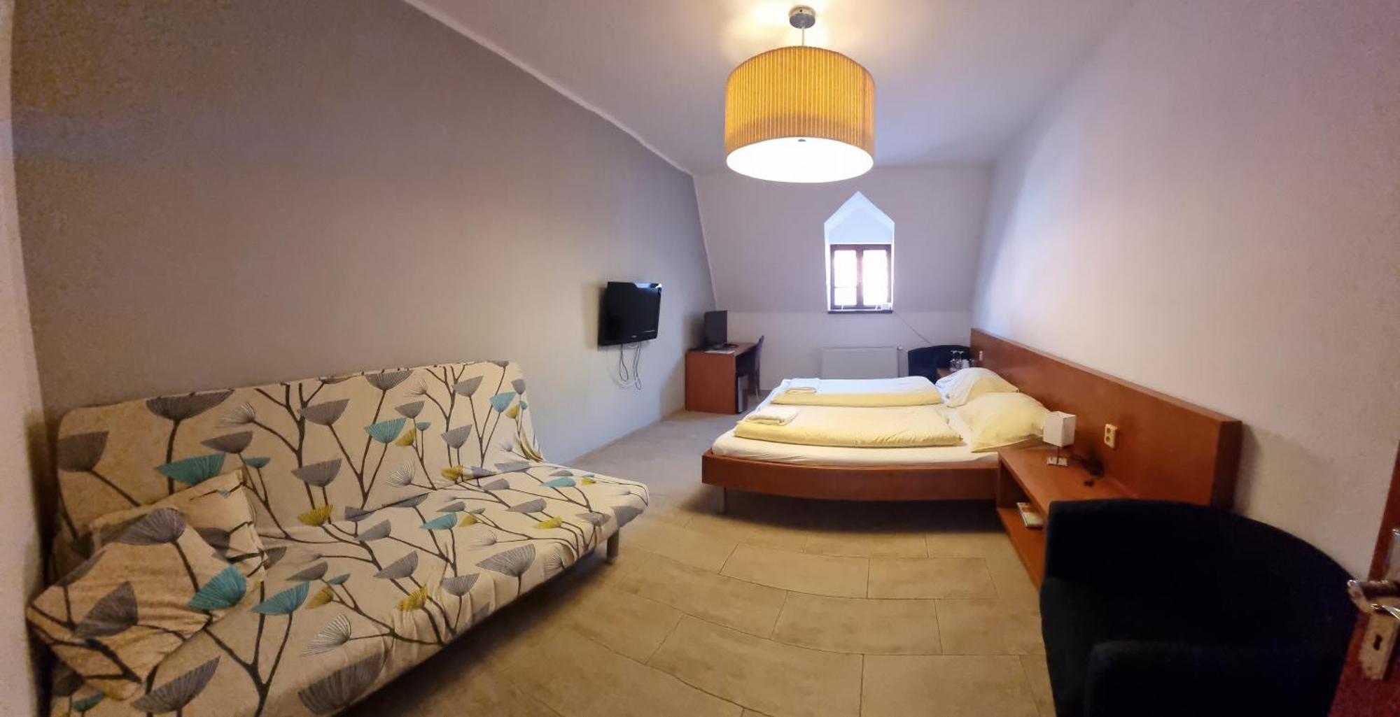 Nevinne Apartmany Kolín Exterior foto